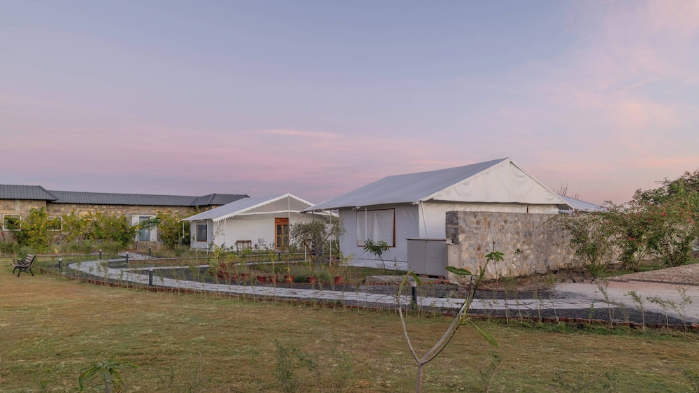 juSta Luxe Highpoint Jawai