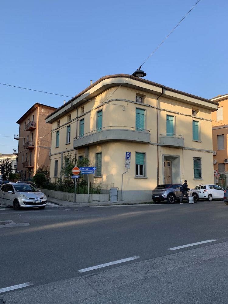 Pisa City Home view 2