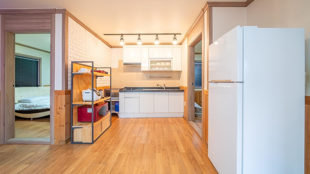Chuncheon Namiseom pet Friendly Pension
