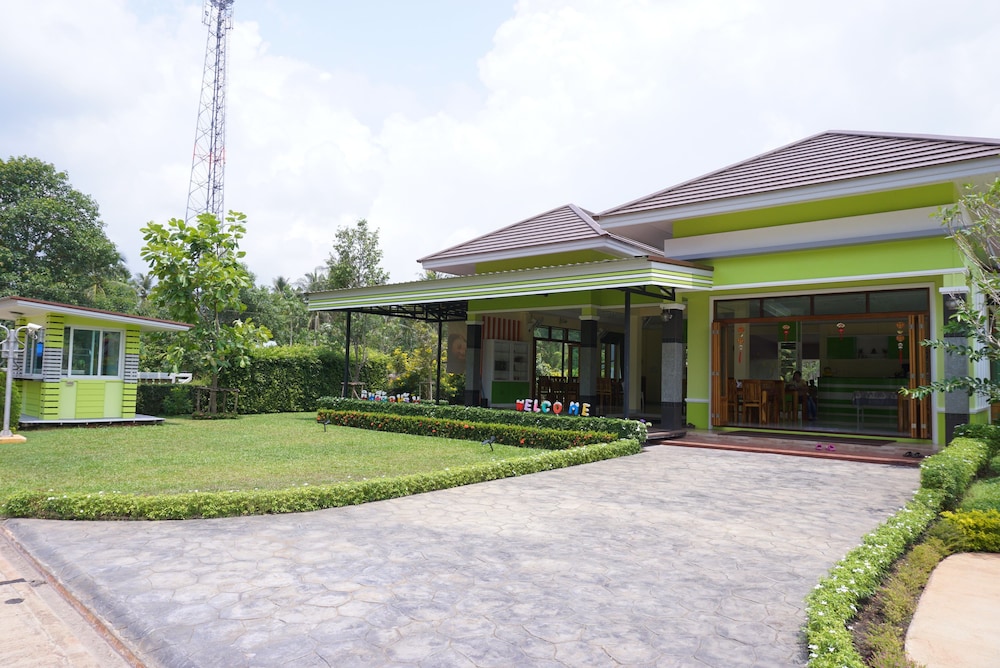 Hotel Aranya Resort - Image 1