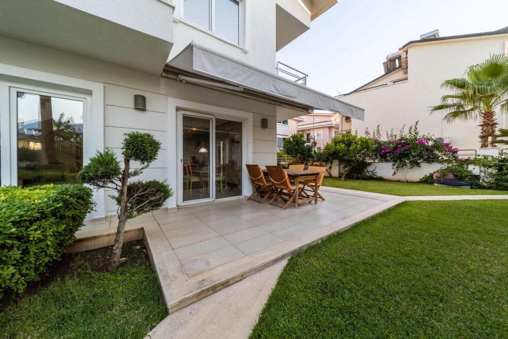 Central Villa With Garden and Pool in Kemer view 5