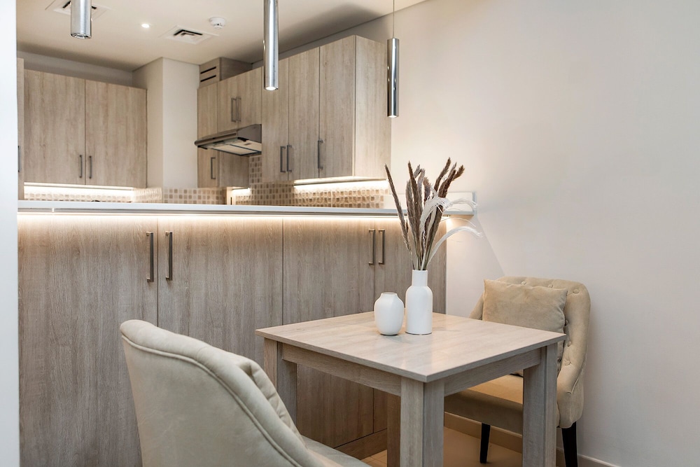 Cozy 1BR in Seven Palm
