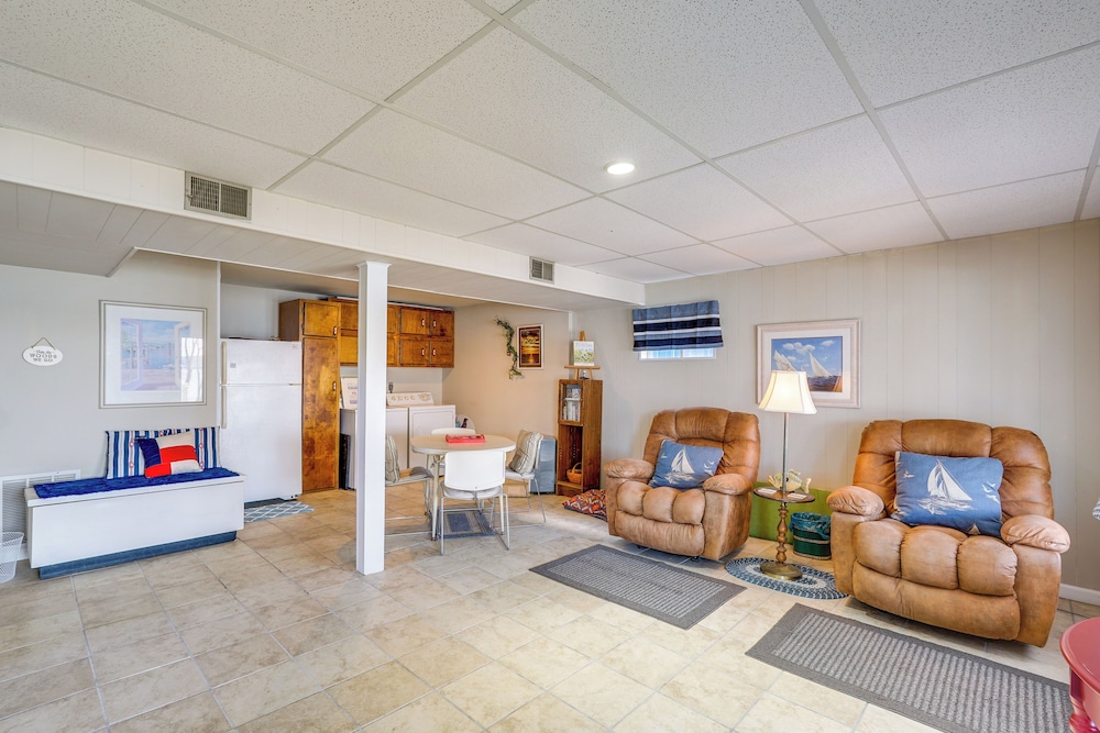 Home on Lake of the Ozarks w/ Private Swim Dock!