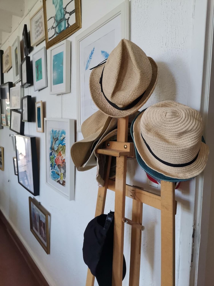 CASSIS HOSTEL Les Heures Claires