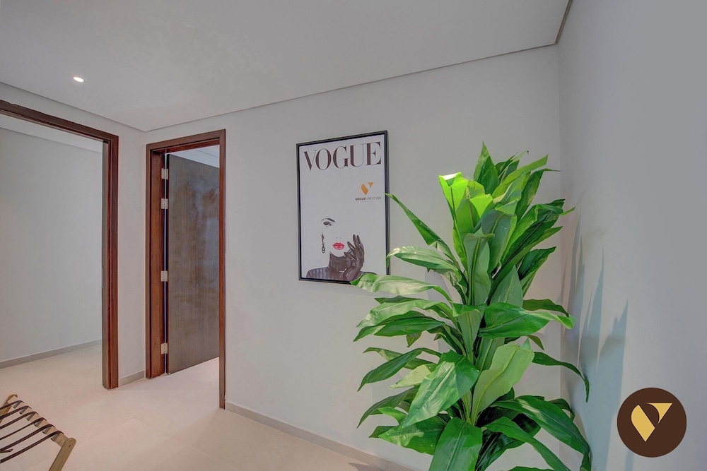 Vogue 43rd Floor Boulevard Heights