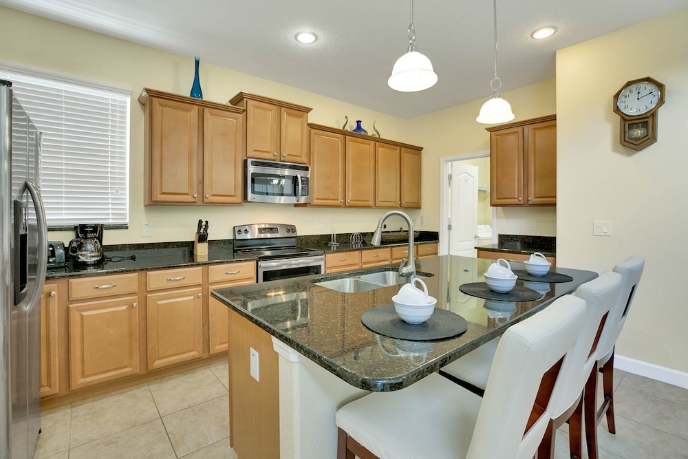 Paradise Palms 2966 view 4