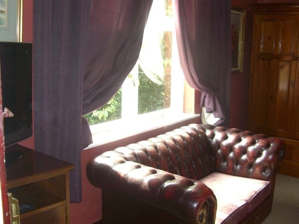 Altrincham Vacations - Ash Farm Country Guest House - Property Image 60