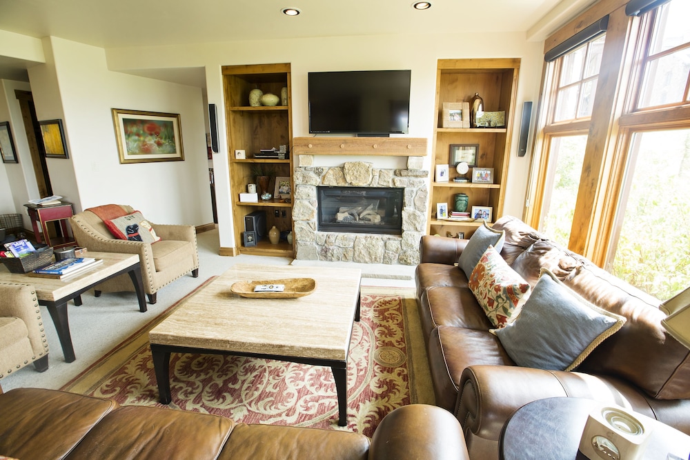 WestWall Lodge - Property Image 54