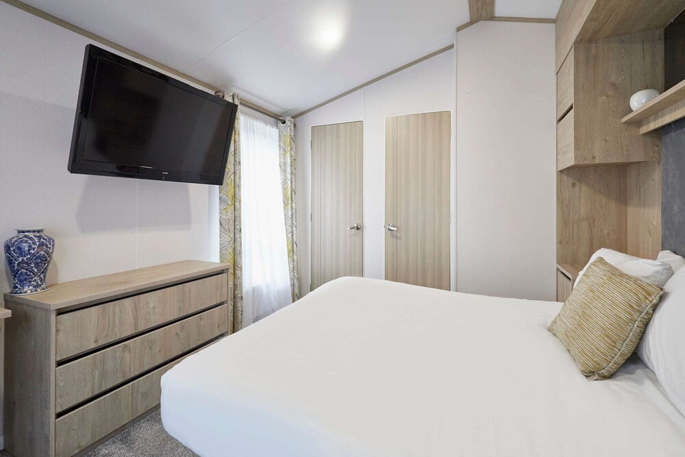 Host Stay Hideaway Retreat