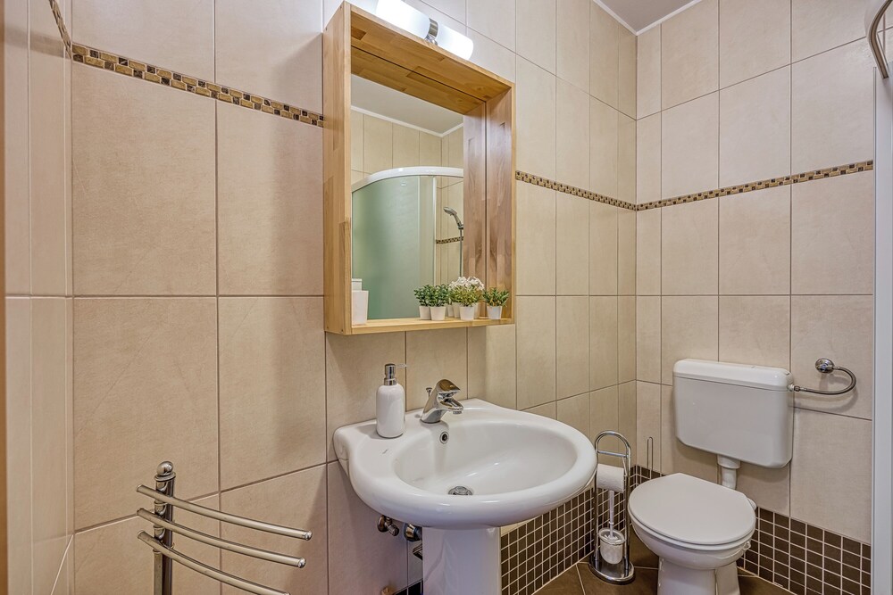 Apartment Good Life