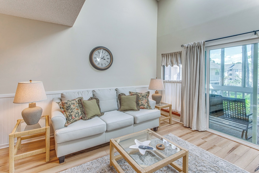 3 Mi to Beach Access: Little River Retreat!