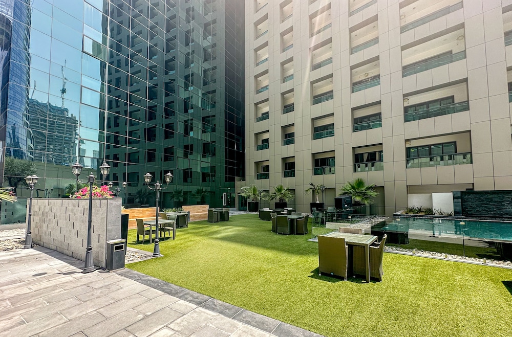 WelHome - Luxury Living in Business Bay 2BR + Maid's Room