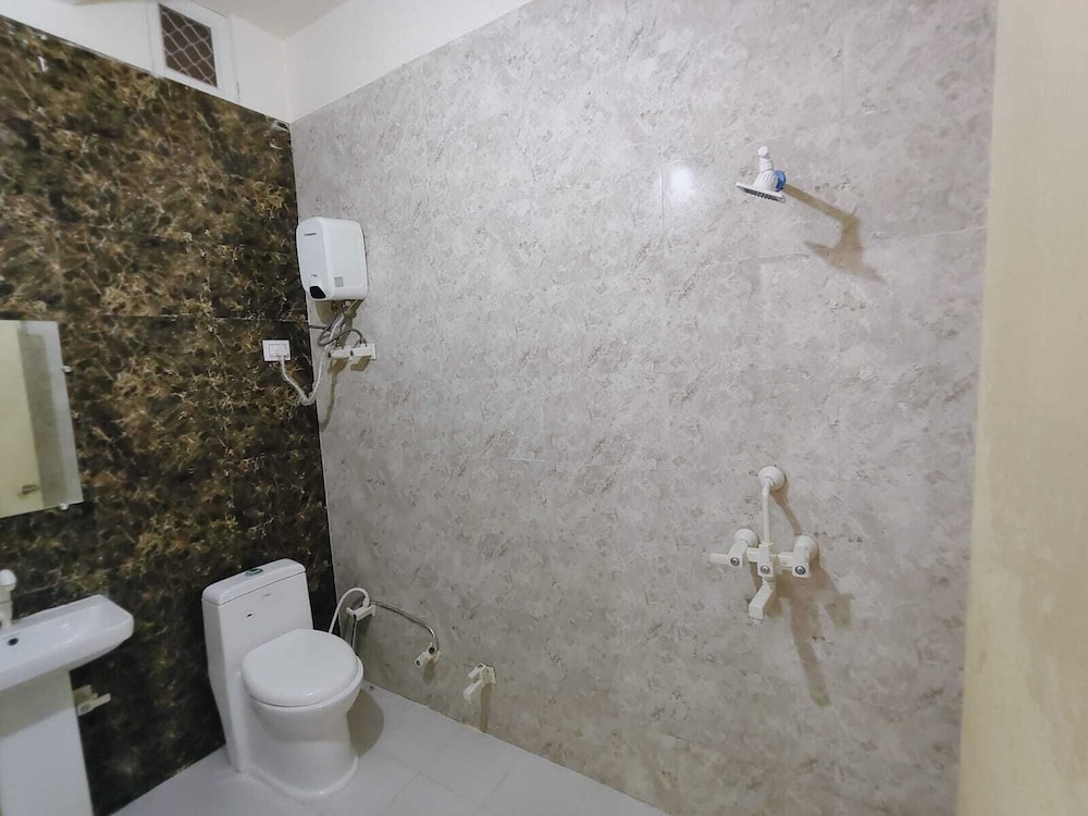Radhe Shyam Resort By HRG Vrindavan