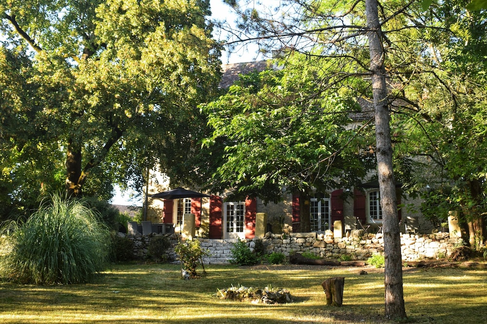 Elégance Périgourdine and SPA