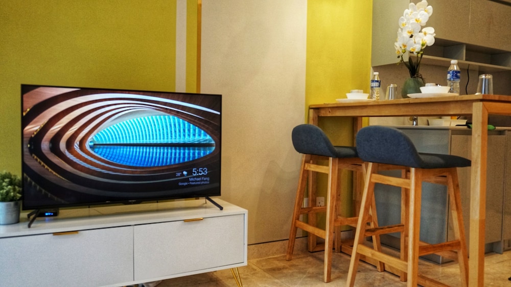Harmony Luxury Suites At Lucentia BBCC