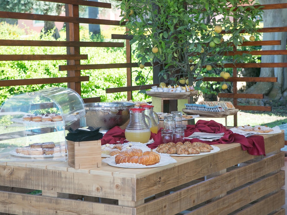 Hotel Club Baia Samuele
