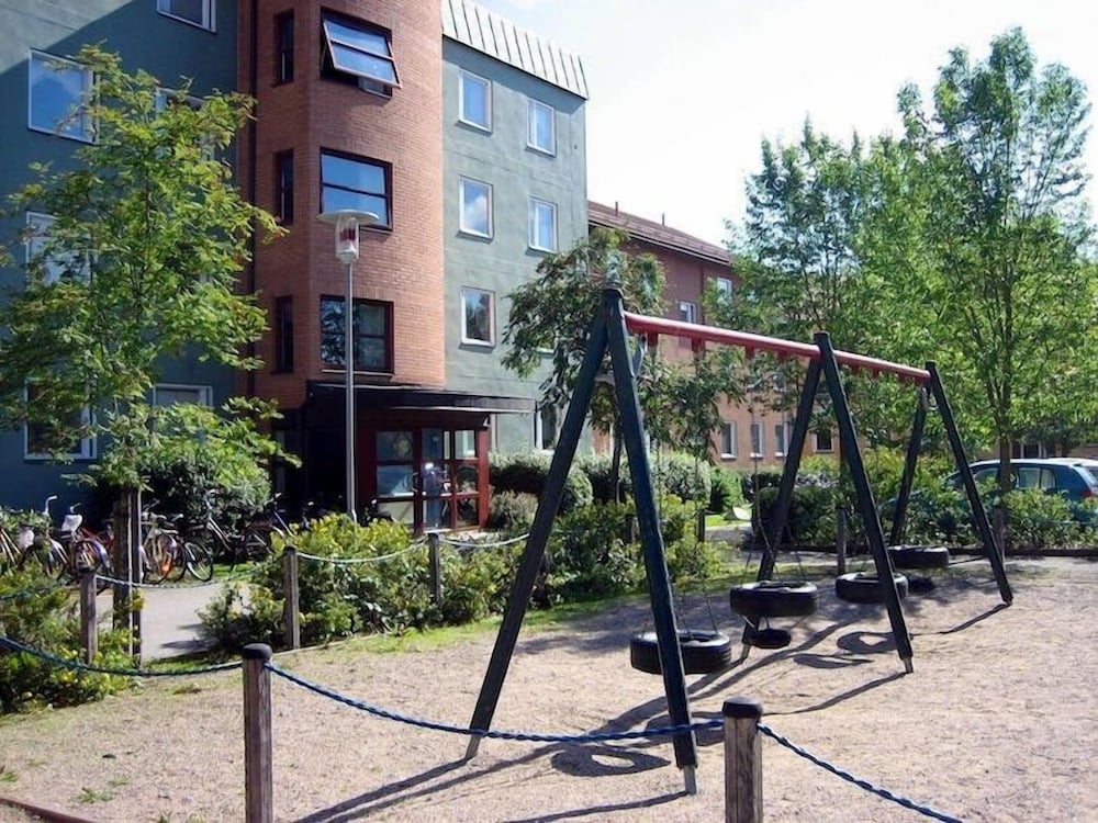 Photo 12
