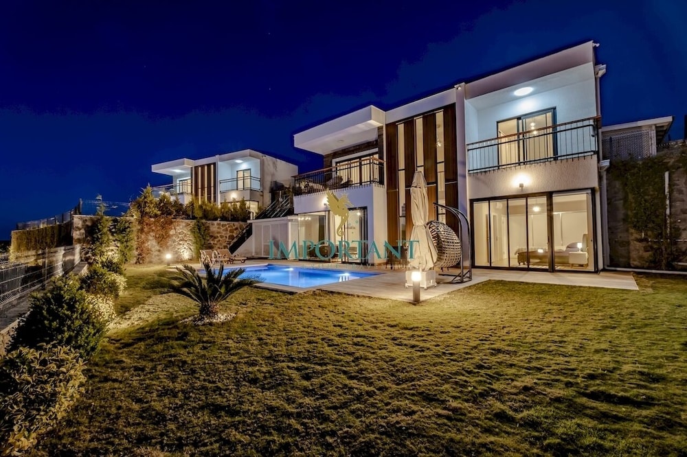Farilya Villas by Important Group Travel