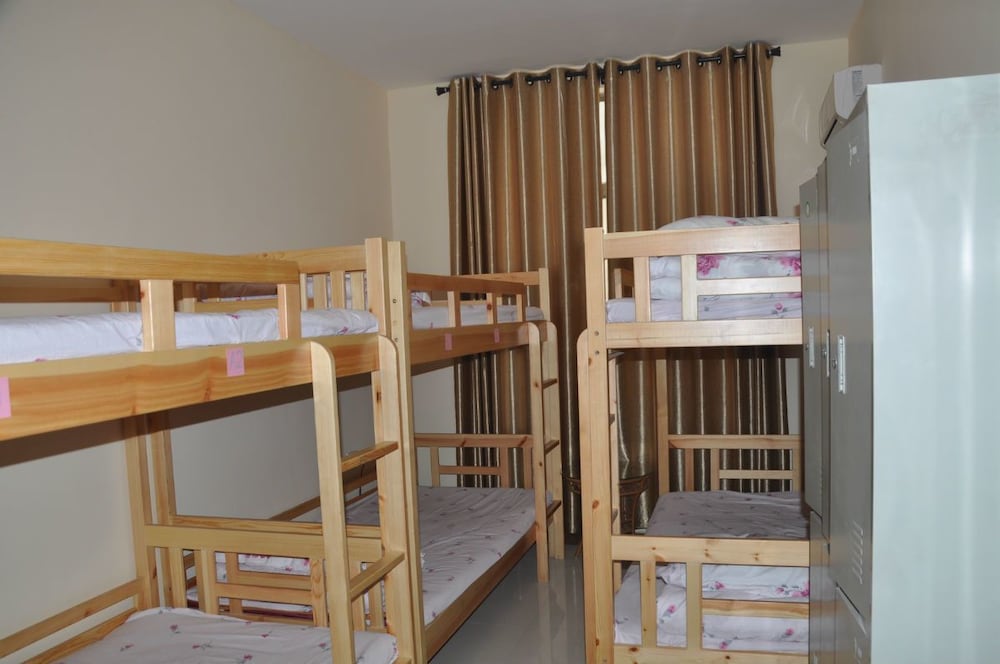 Dengfeng Climb International Hostel