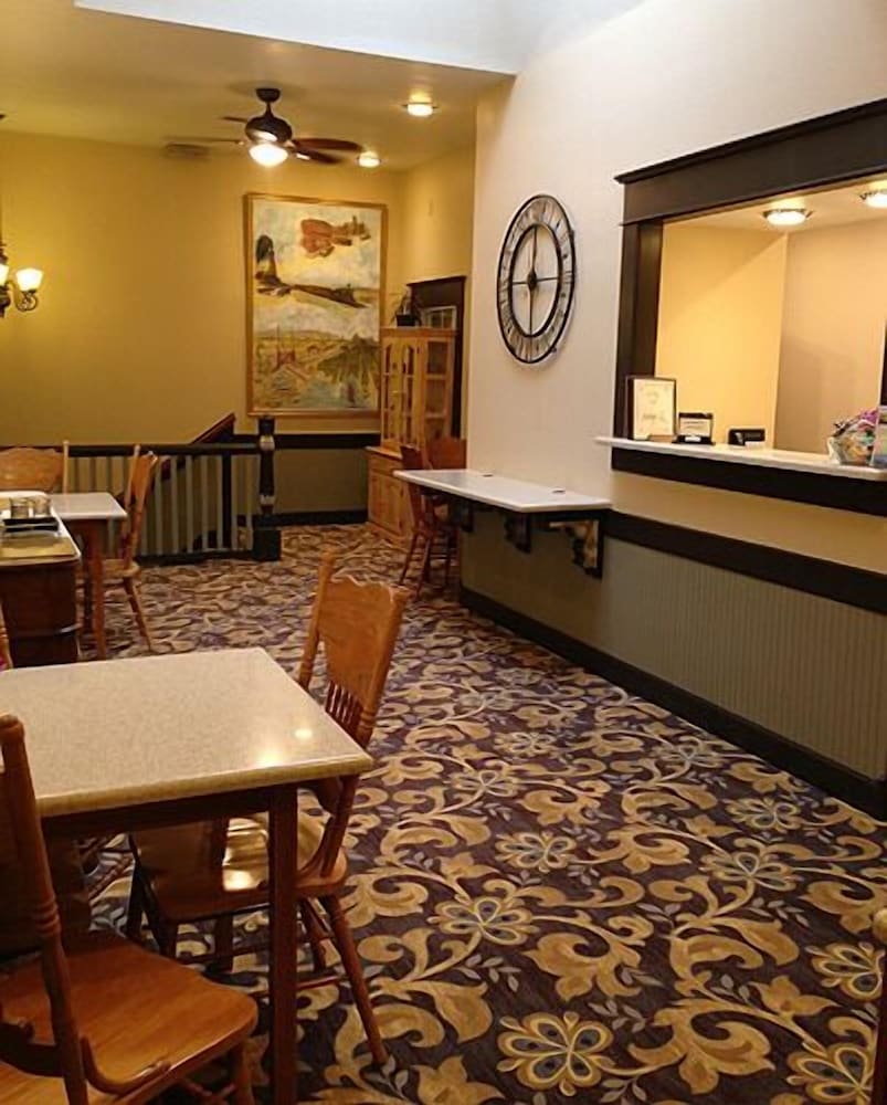 Heritage Inn