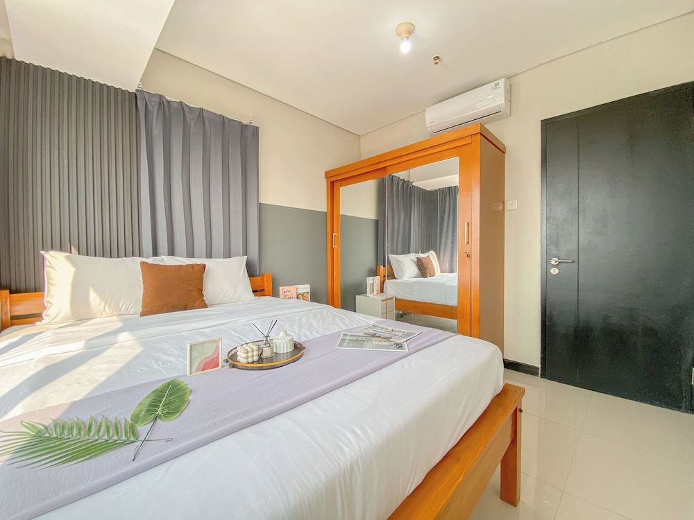 New Furnished And Comfy 2Br Apartment Nifarro Park