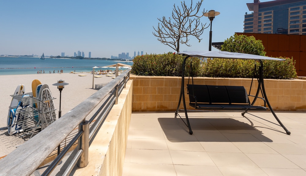 Tiara Residences - Mint Stay