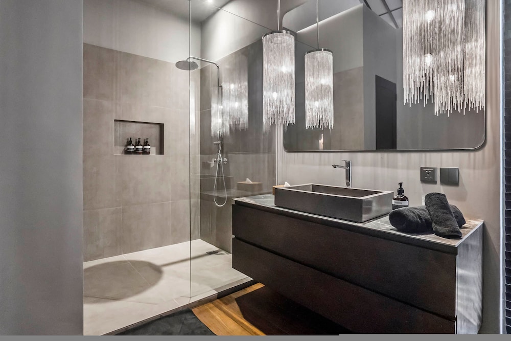 Umayam Luxury Townhouse 7 by Alfred in Bali - New Modern Luxury 3BR w Pool Near Pererenan Beach