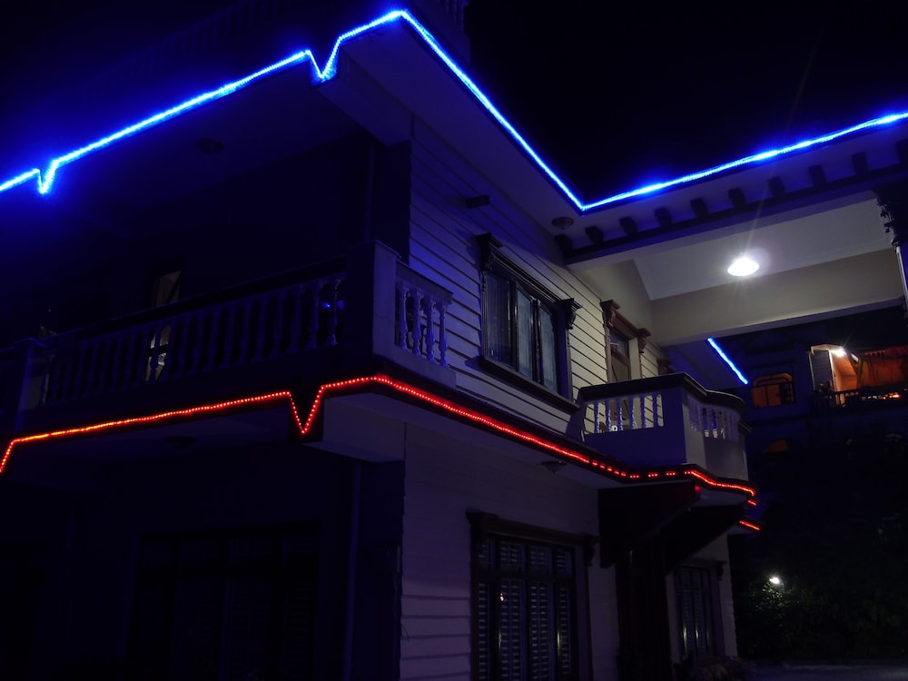 Dipankara Holiday Home