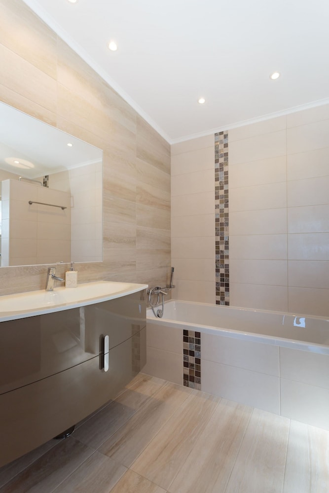 Floresta Fabulous Villa Close to Beach and Golf