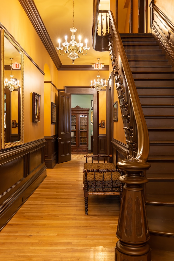 Steele Mansion