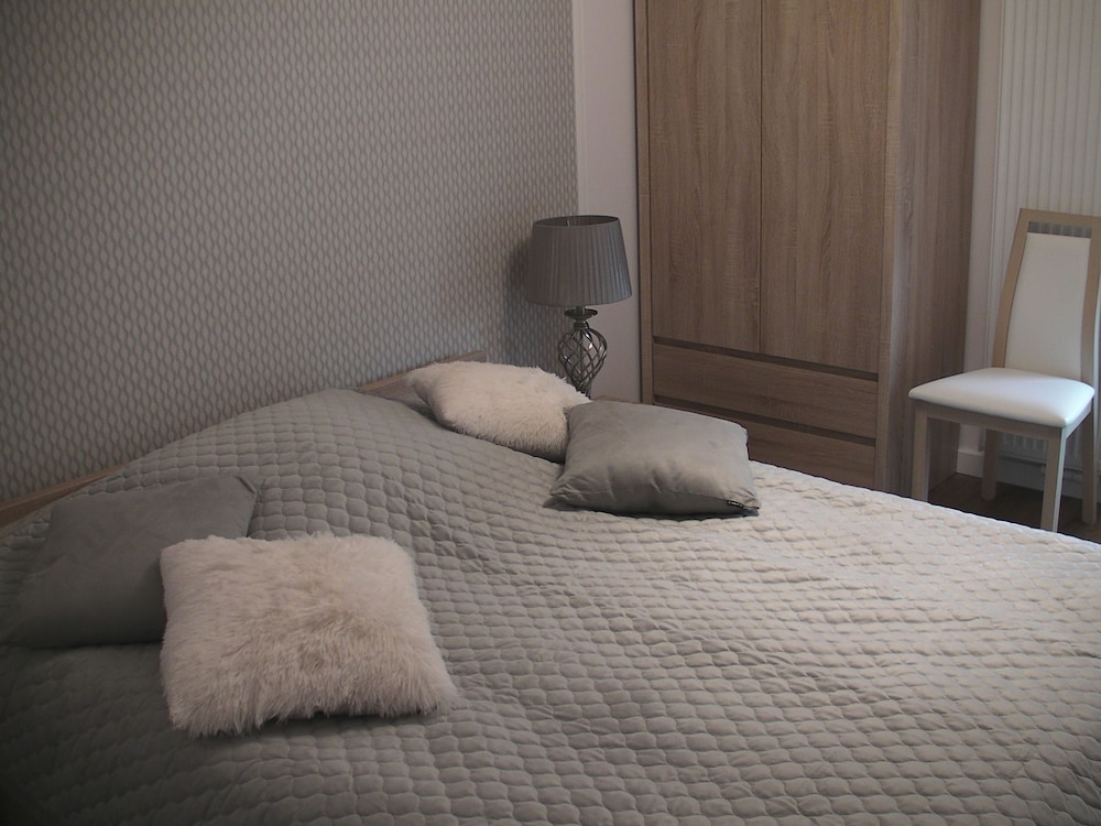 Apartament Lirowa