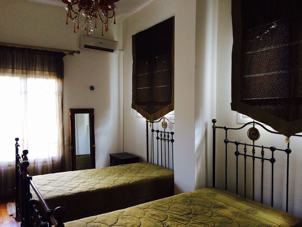 Avra Paradise Aparthotel