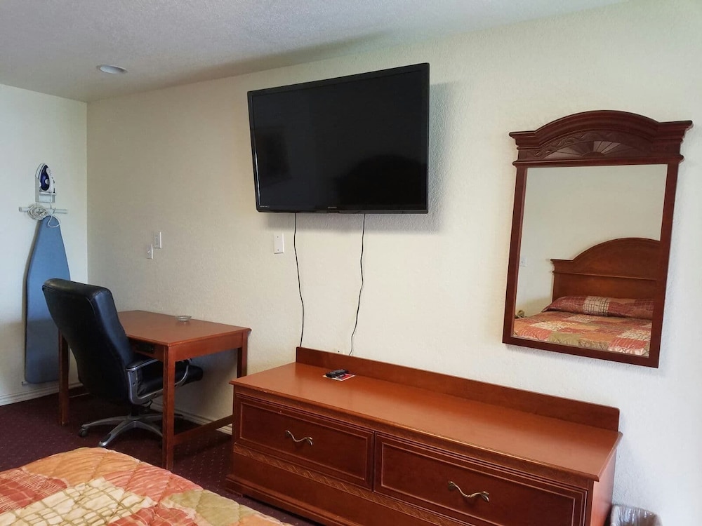 El Camino Motel - Property Image 26