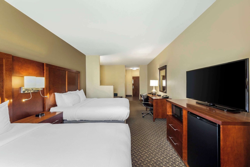 Cullman Vacations - Comfort Suites Cullman I-65 Exit 310 - Property Image 20