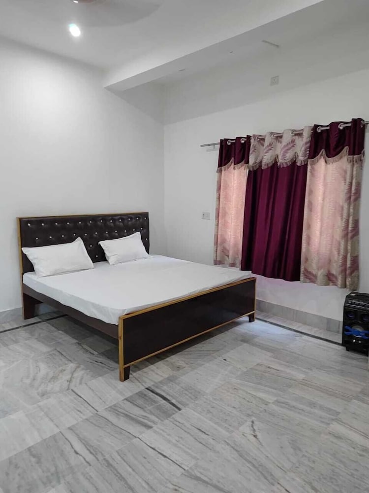 Shree Shyam Paying Guest House