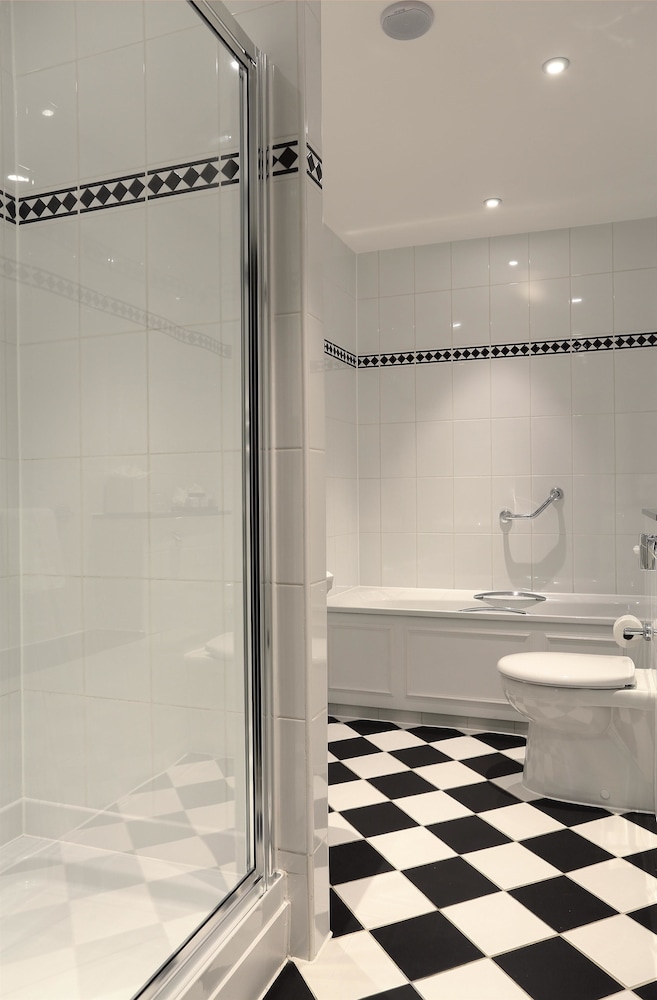 Penrith Vacations - Macdonald Leeming House - Property Image 44