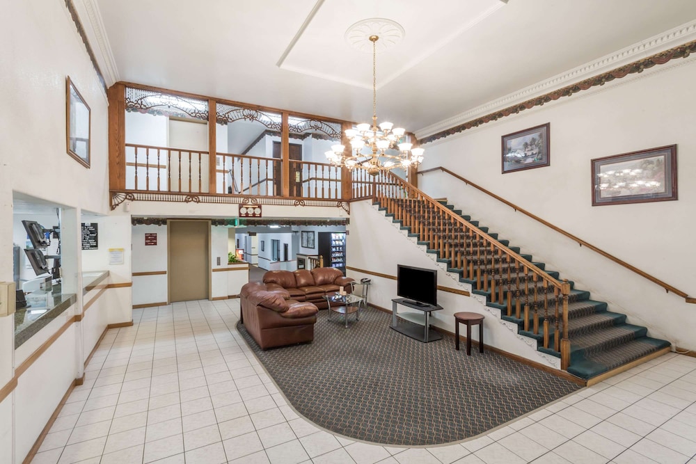 Days Inn by Wyndham Evanston WY view 2