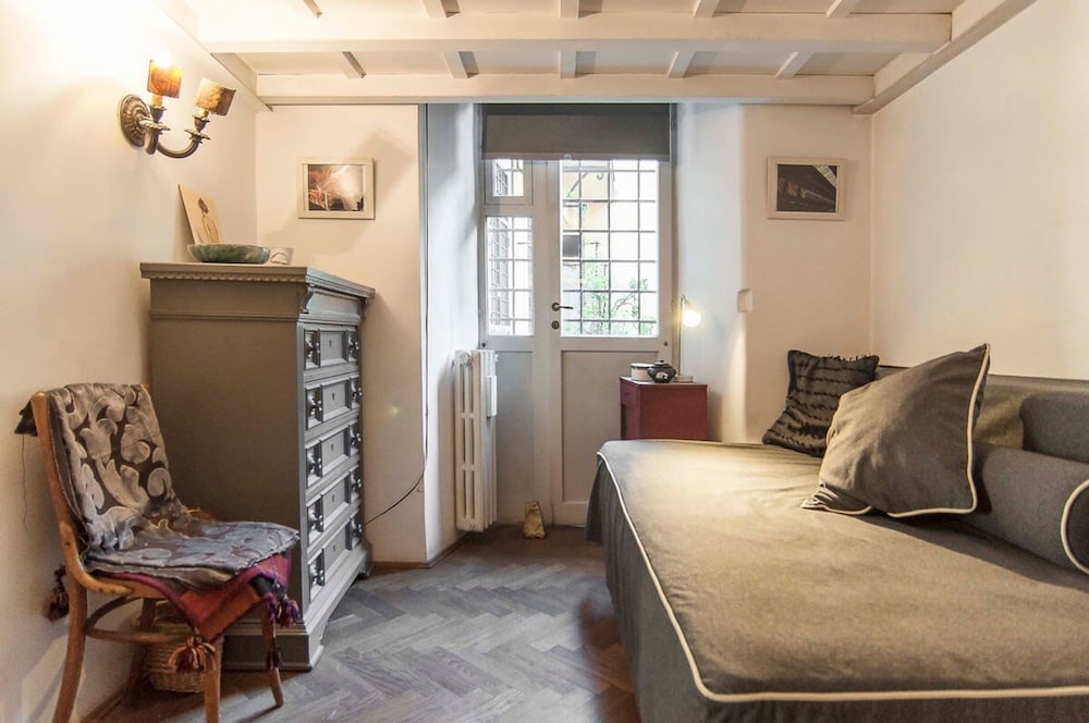Rome an Aristocratic Apartment in Historic Palace Near the Piazza Navona