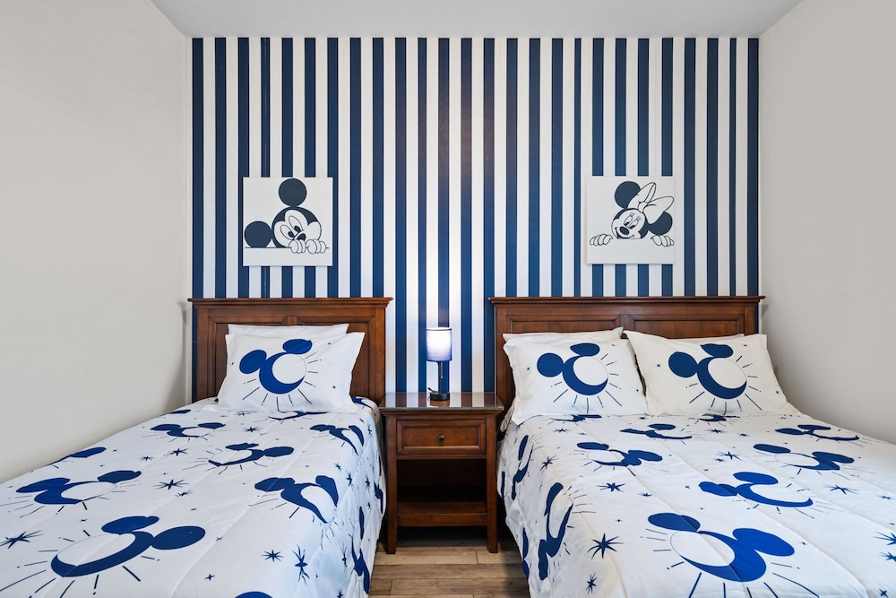 Cozy 5BR Home With Pool Fun Themed Rooms