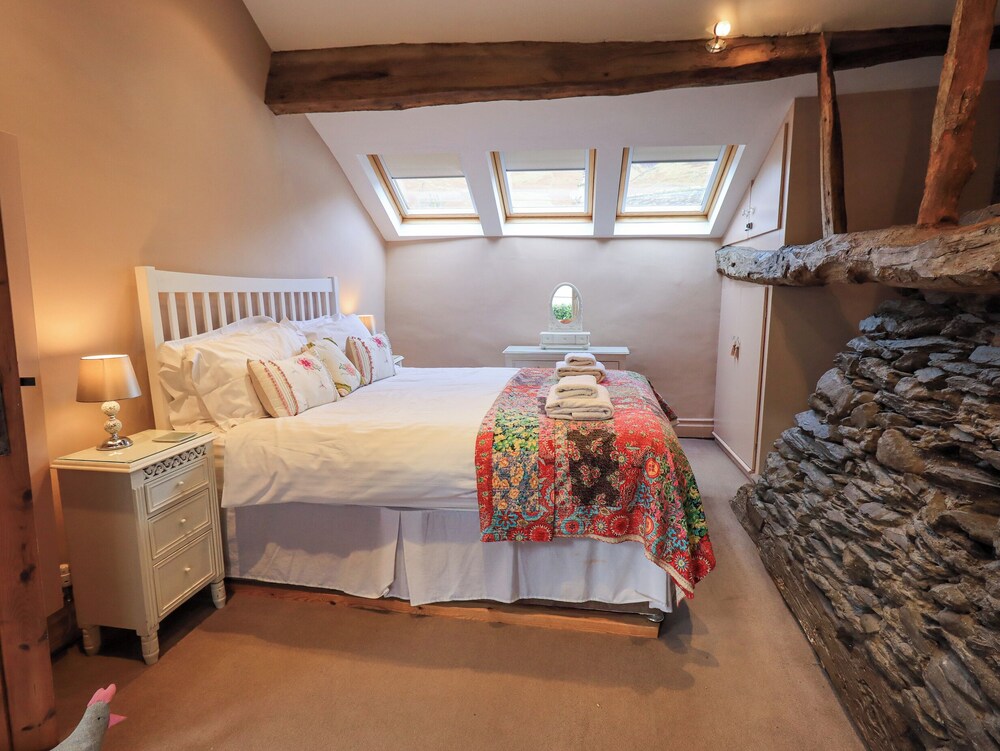 Jacky Garth Cottage