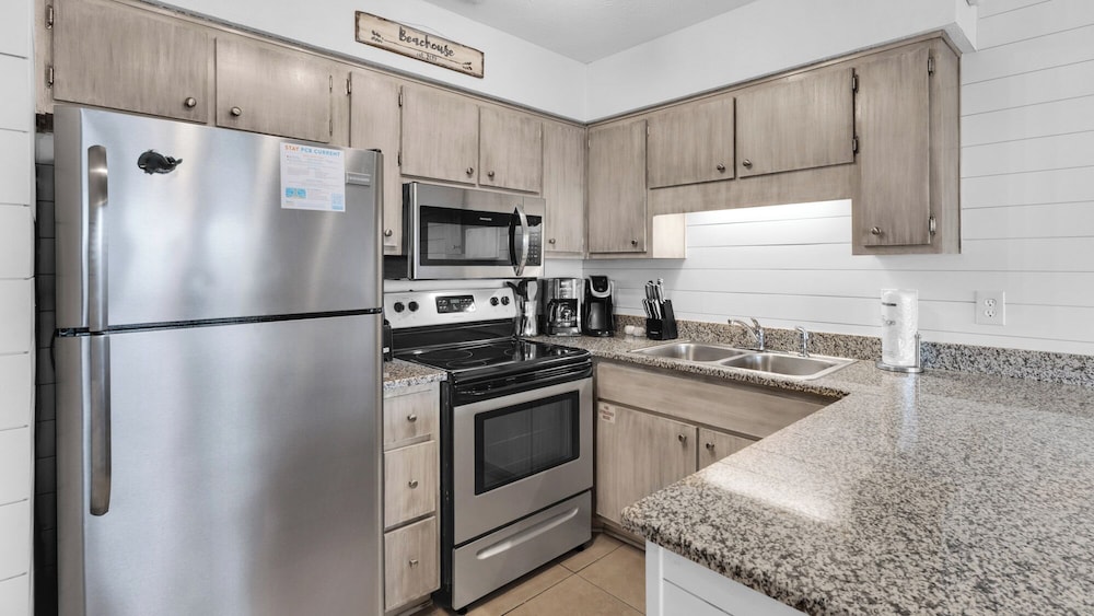 2BR Steps to Sand Pool, Near Pier Park + Free Attraction Tickets!