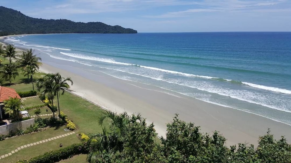 Nexus Residence - Beach Villa 360