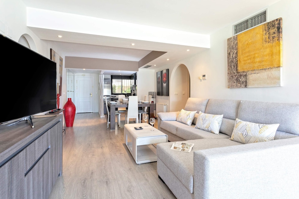 Cozy Apartament in Marbella Guadalmina Golf