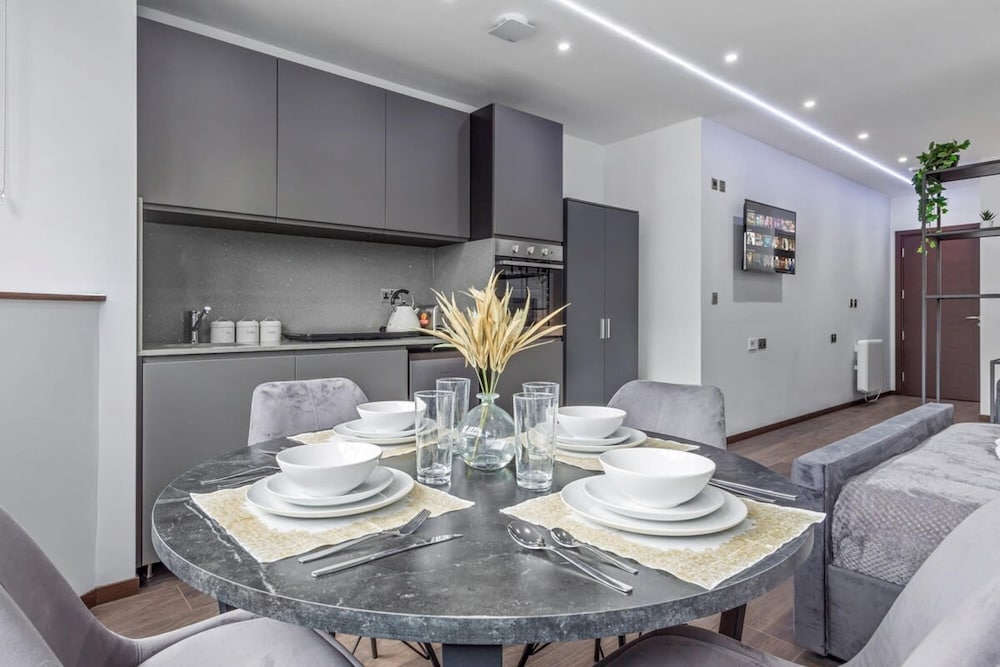 Serviced Studio Flat Near London Northern Line