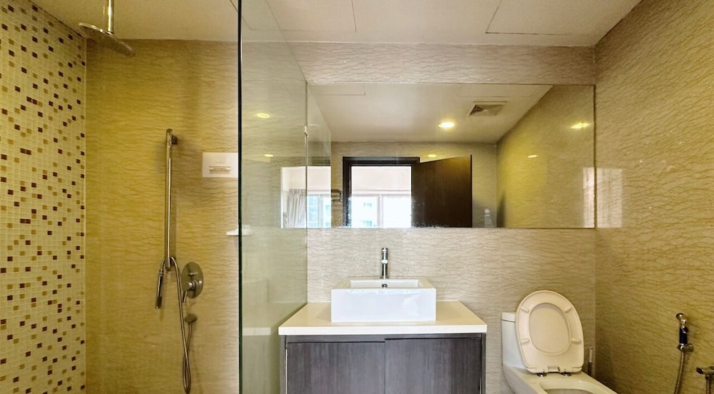 Regalia Residence The Sky Pool Suite