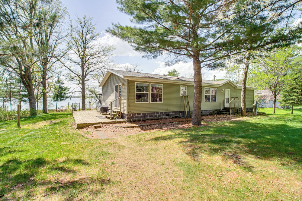 Waterfront Family Home w/ Yard on Portage Lake