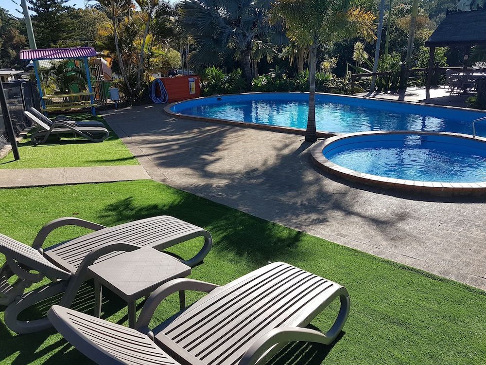 Pelican Caravan Park
