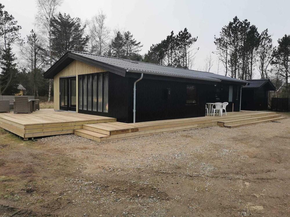 5 Star Holiday Home in Jerup