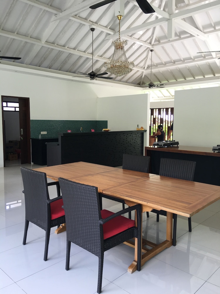 White Orchid Eco Resort