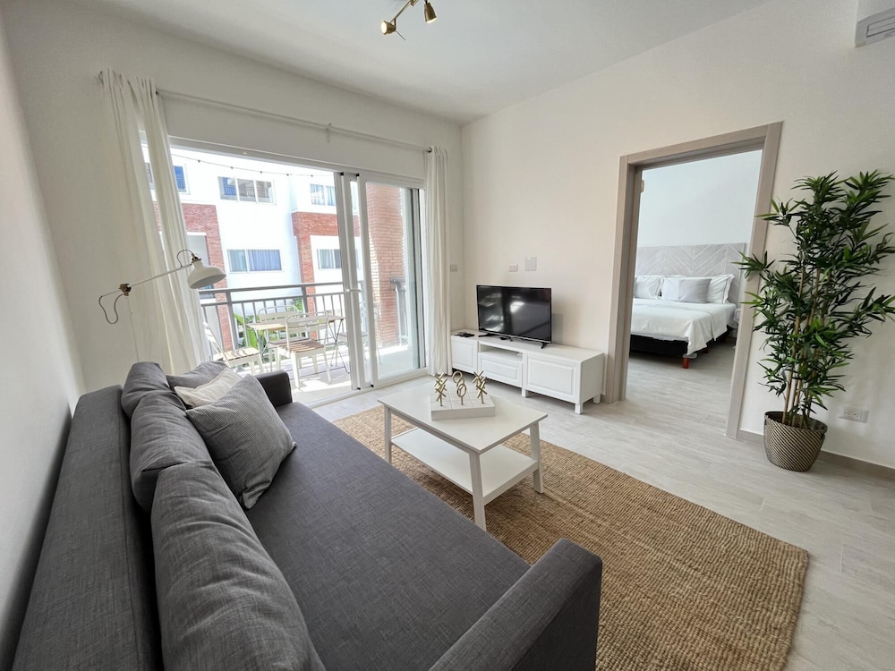 Beauty Coral Village 2 bed Apartment Playa Bavaro view 3